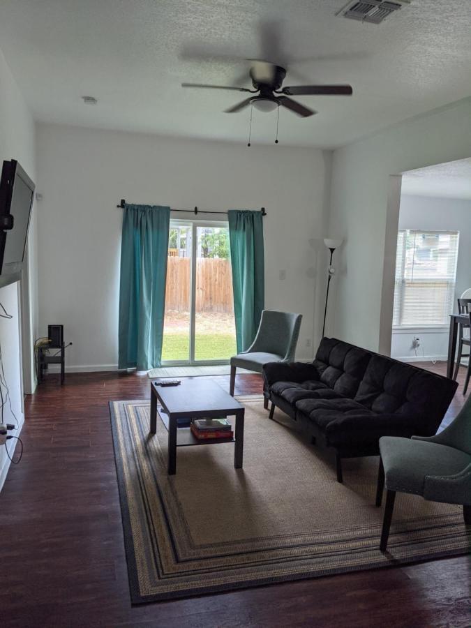 Cozy *Downtown Getaway* Villa ซานอันโตนิโอ ภายนอก รูปภาพ