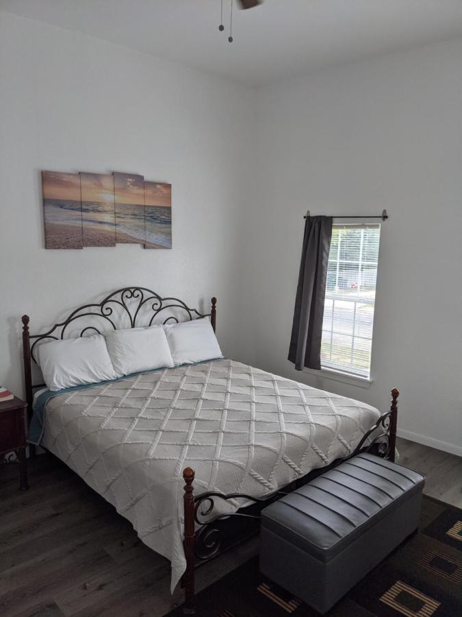 Cozy *Downtown Getaway* Villa ซานอันโตนิโอ ภายนอก รูปภาพ